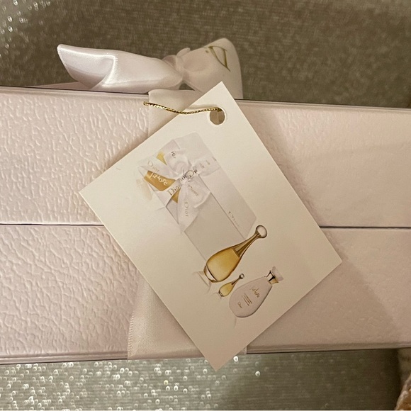 Dior J’adore 3-piece set fragrance - Picture 7 of 11